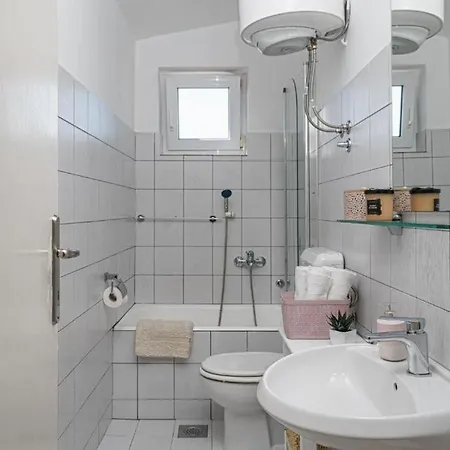 Jasa Apartment *